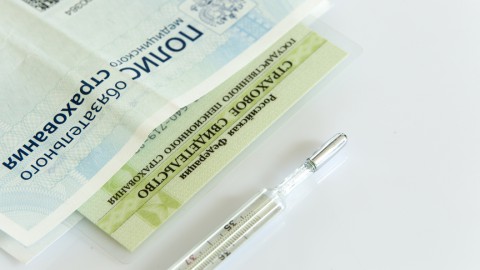 Скорый удар по ОМС затмит пенсионную реформу