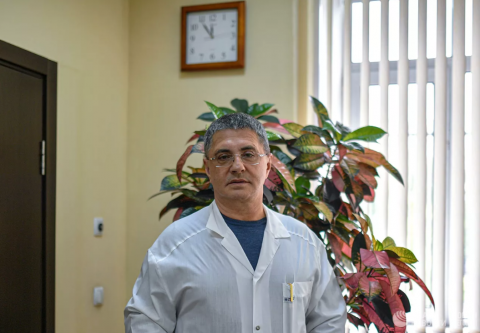 Мясников рассказал, как правильно сдавать анализ крови