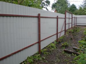 Что делать, если соседский забор скрыл ваши грядки от солнца?