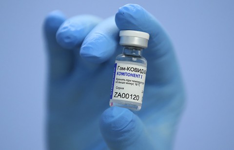 В ТЦ Екатеринбурга начали ставить прививки от COVID-19