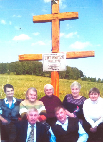 Поставили памятник деревне, как в стихах