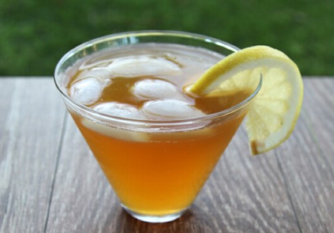 8 полезных свойств напитка из чайного гриба