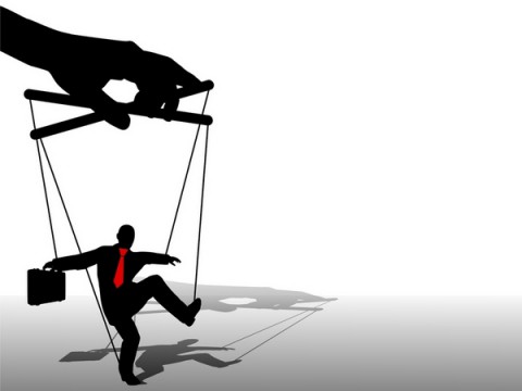 Сходите в люди, господа!