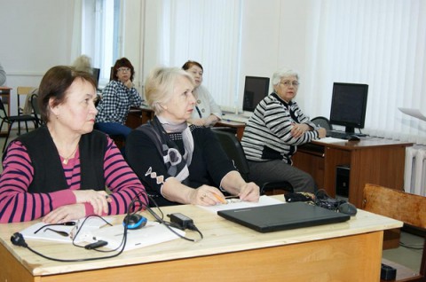 Российские пенсионеры хотят на YouTube