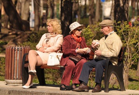 Куда в апреле пойти пожилому екатеринбуржцу?