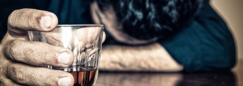 Россияне хотят запретить продажу спиртного до 21 года‍