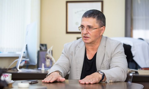 ​ Мясников перечислил полезные для иммунитета продукты