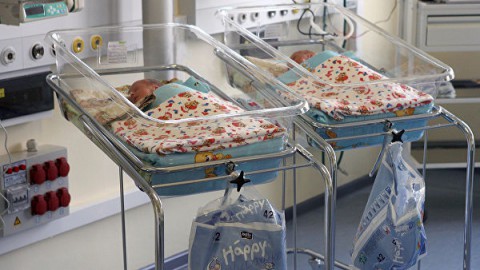 Почему стать матерью впервые в 60 лет - непоздно!