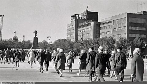 "Вся моя жизнь связана с "Уралмашзаводом". За что стыдно пожилой женщине?