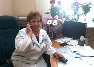 ​«Я белый халат ношу гордо и с честью, и для меня нет работы чудесней!»