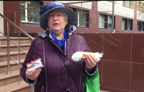 Почему пенсионерка подарила министру мыло и веревку