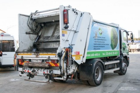 «Спецавтобаза» объявила мусорный мораторий садоводам