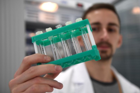 В каком возрасте россияне чаще подвержены раку