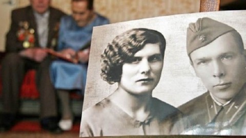 Простое платьице на мне... Простое платьице на мне...