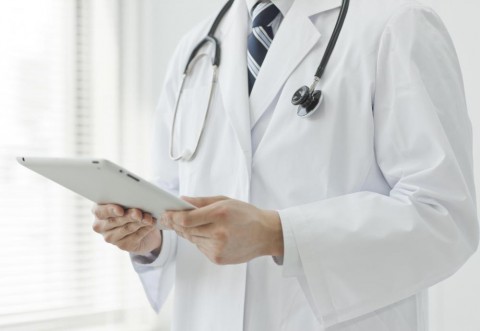 Нездоровая тенденция: свердловские врачи покидают рабочие места