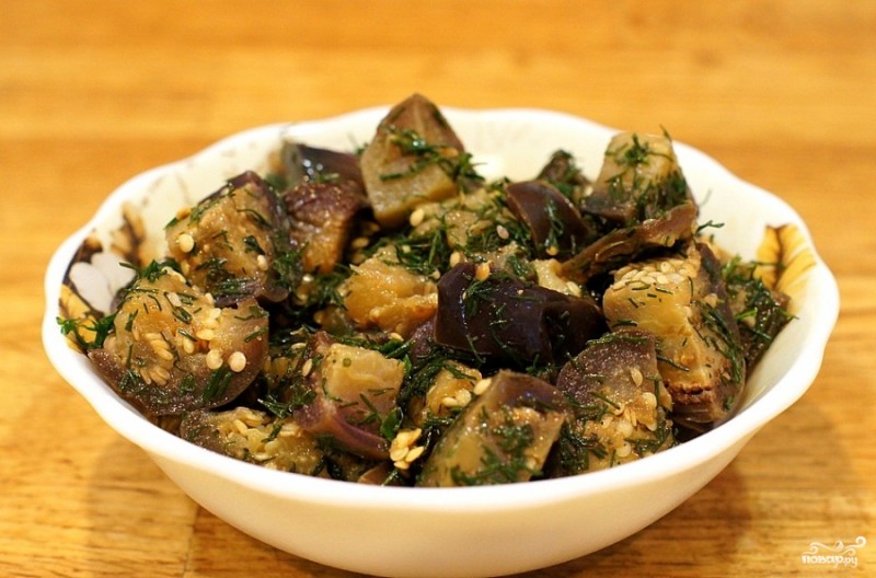 Маринованные баклажаны с чесноком