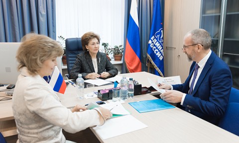 Открыты свыше 30 тысяч дополнительных приемных «Единой России»