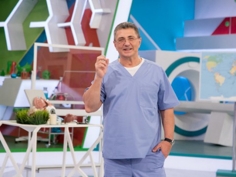 Почему пожилым необходимо привиться от коронавируса