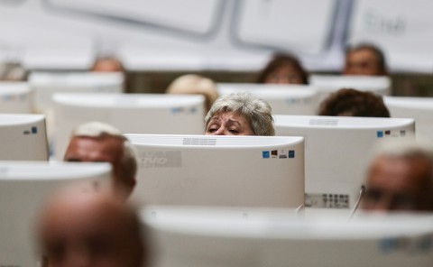 Опросы: наймут ли сотрудников постарше?