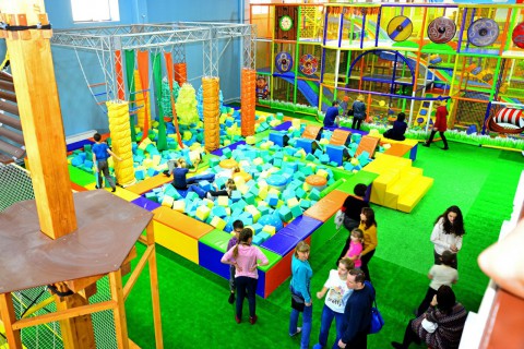 ​Как пенсионеру найти работу в индустрии развлечений