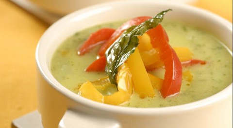 Куриный суп-пюре с запеченными перцами