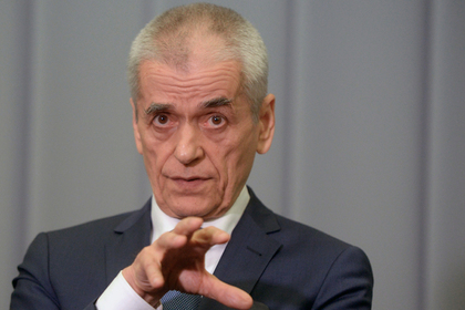 Онищенко посоветовал пенсионерам жить «чуть-чуть впроголодь»