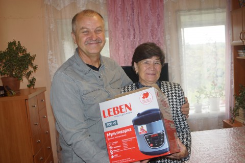 "Пенсионер": с подарками - по всей области