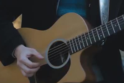 Видео: японка, перепевшая Пугачёву, покорила Интернет