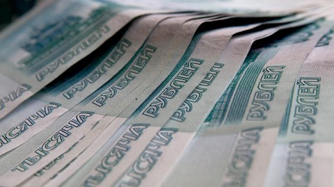 Жители России назвали размер справедливой зарплаты