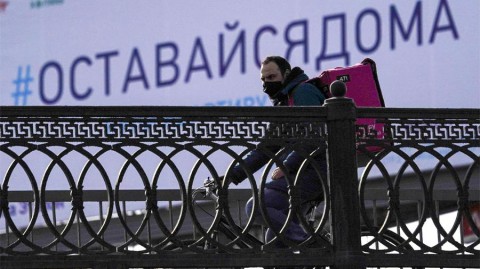 Россияне согласились на еще одну самоизоляцию