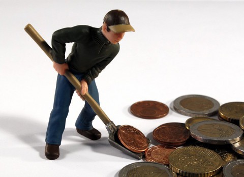 ​Пенсии россиян отберут на строительство дорог