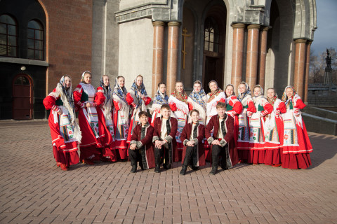 «Цветы и песни Победы». Бесплатный концерт 0+