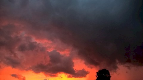 На Среднем Урале объявлено штормовое предупреждение