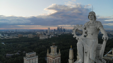 ​Исторический круг замкнулся. Чем 2021 год, по мнению пенсионеров, похож на 1905 и 1930-е?