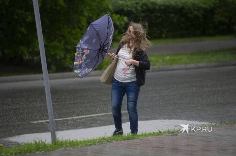 На Среднем Урале вновь объявлено штормовое предупреждение