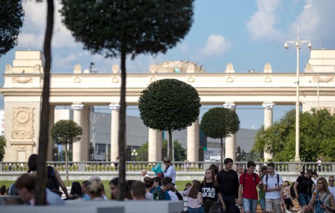​ВЦИОМ: россияне устали митинговать против реформы