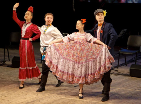 Подпевал весь зал! Вечер уральской песни прошел с аншлагом 0+